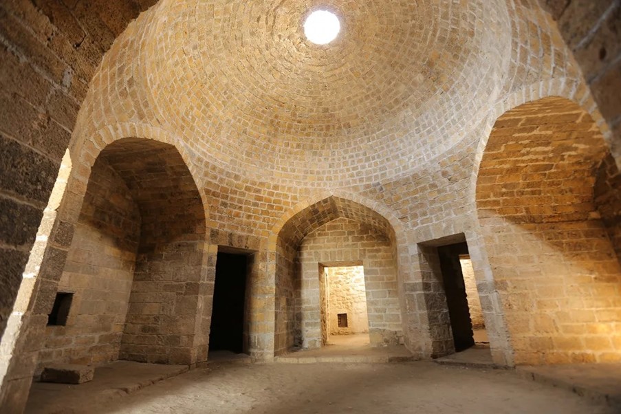 Крепость Нарын-кала внутри