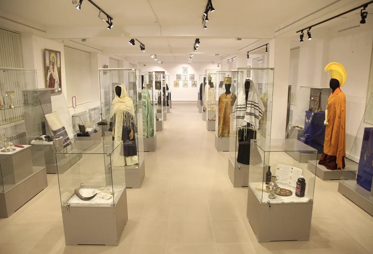 Музей истории мировых культур и религий в Дербенте